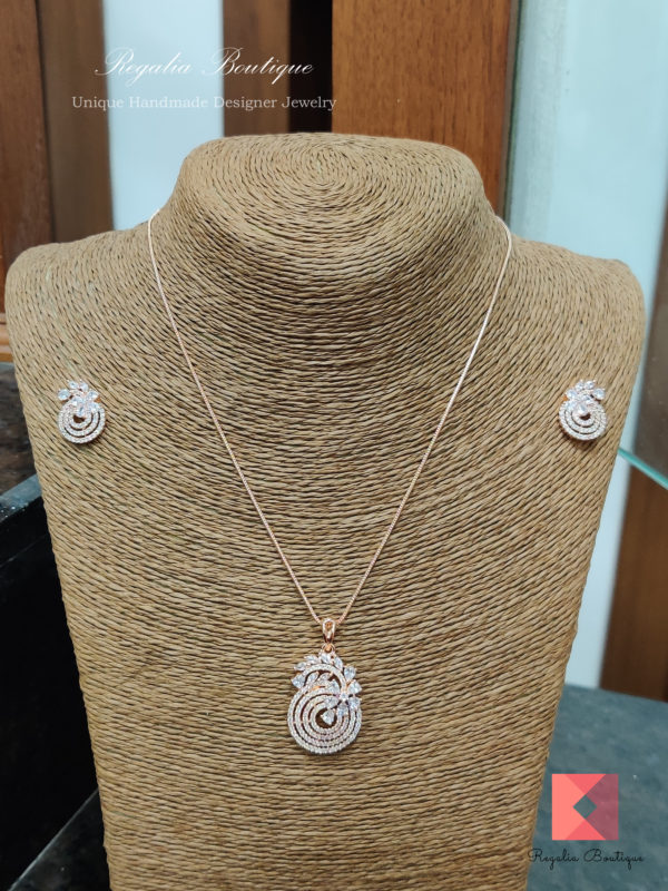 Zircon Pendant Set