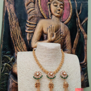 Floral Trendy Necklace Set