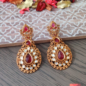 Antique Tear Drop Studded Earring