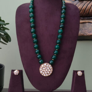 Kundan Pendant Pine-Green Necklace Set