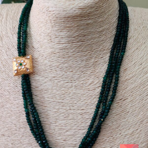Green Semi-precious Beads Kundan Necklace