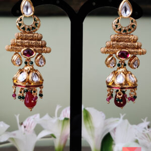 Antique Kundan Semi-precious Jhumka Earring